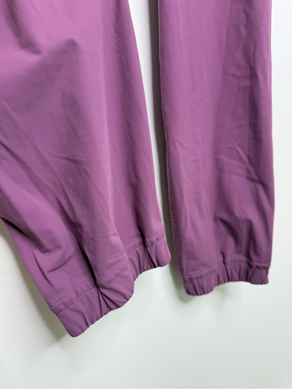 LULULEMON Adapted State High Rise Jogger in Vintage Plum - Picture 5 of 9